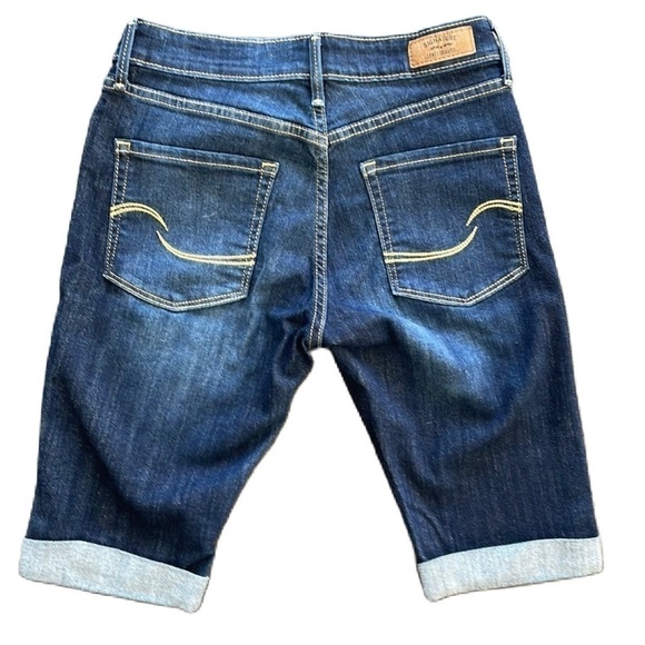 Sz6 Levi’s Signature Modern Skinny Shorts Dark Wash EUC - Picture 5 of 12